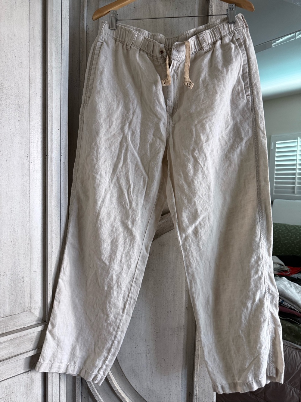 Tommy Bahama Natural Linen-Blend Drawstring Chinos